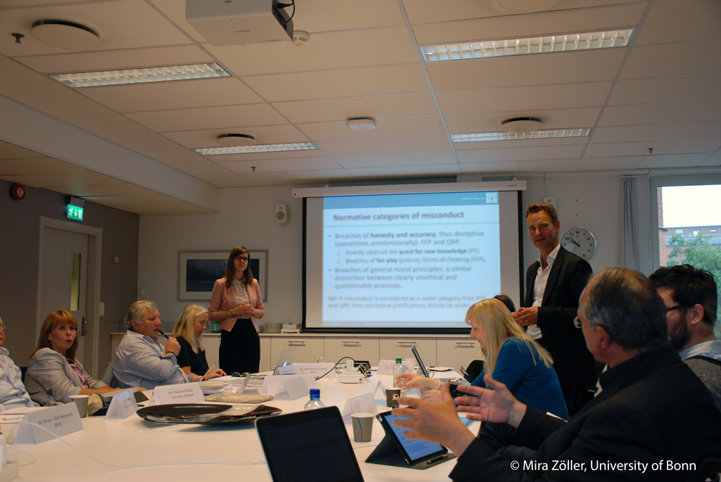 Discussing Normative Categories2_web